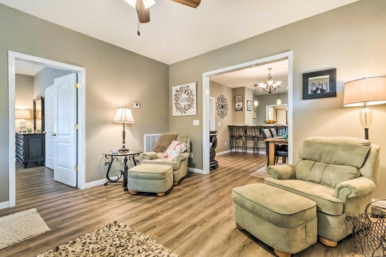 Remodeled Downtown Hot Springs Home With Porch Exterior photo